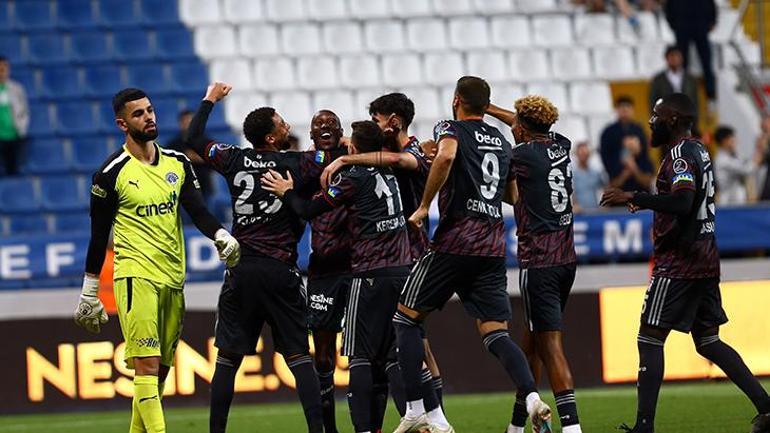 Beşiktaş maç bittikten sonra penaltı kazandı Atiba Hutchinson tarihe geçti