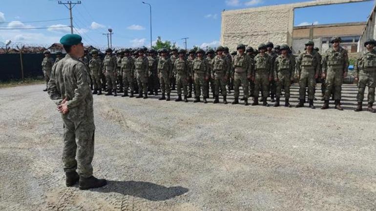 24 yıl aradan sonra yeniden Türk komandolar Kosovada