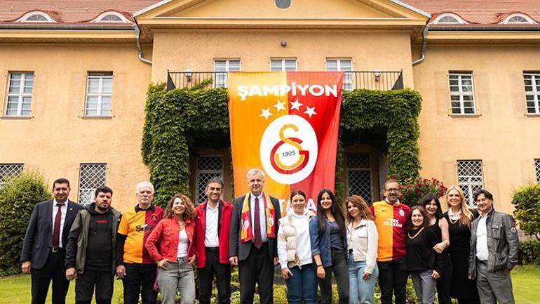 Galatasaraydan Mauro Icardi açıklaması Transferde sıcak gelişme