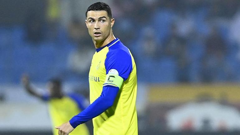 Cristiano Ronaldo emeklilik için tarih verdi Kramponlarımı asacağım