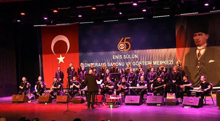 Depremde 7 üyesini kaybeden Antakya Medeniyetler Korosu, Çorlu’da konser verdi