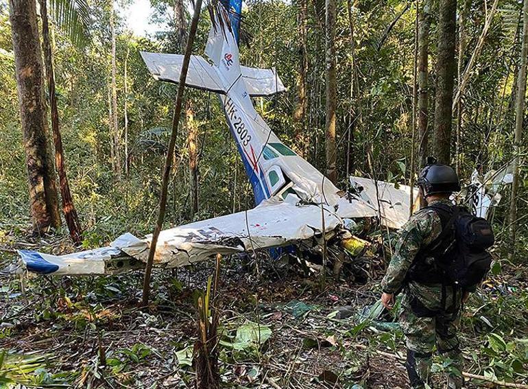 Düşen uçaktaki çocuklar 40 gün sonra ormanda canlı bulundu Huitoto mucizesi, dünya şaşkın