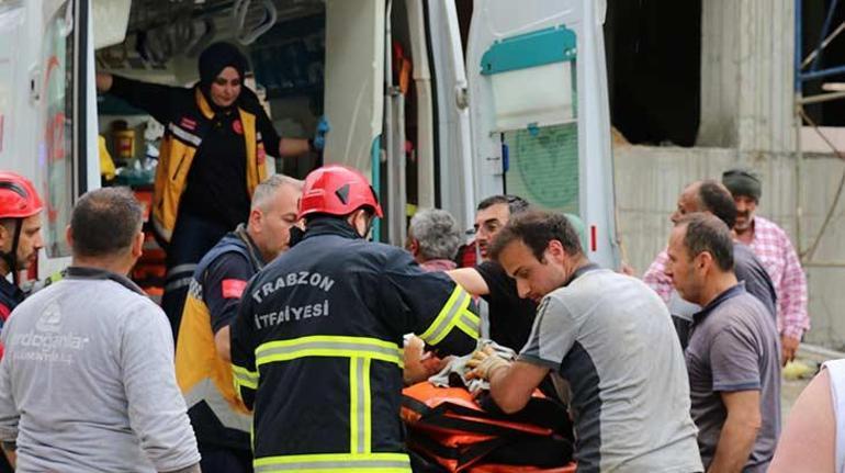 Baldırına saplanan demirle hastaneye kaldırıldı