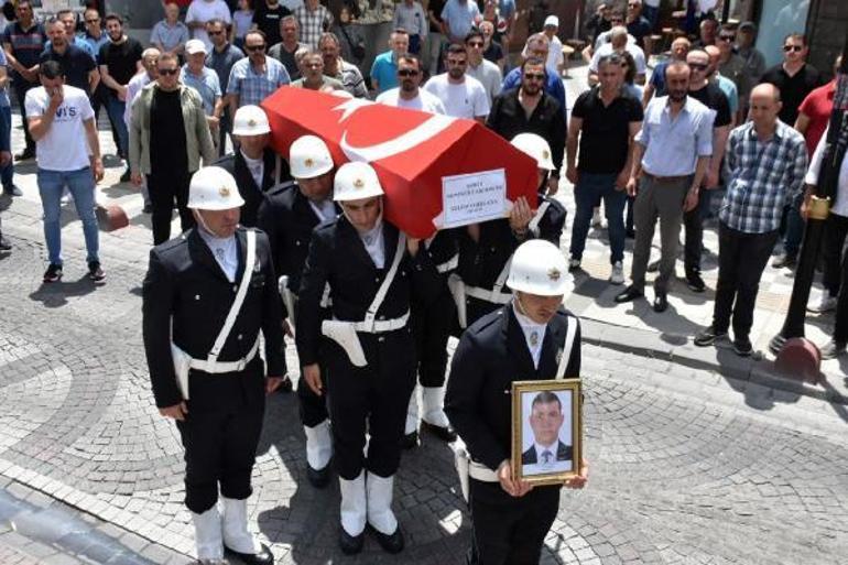 Şehit polis, gözyaşlarıyla son yolculuğuna uğurlandı