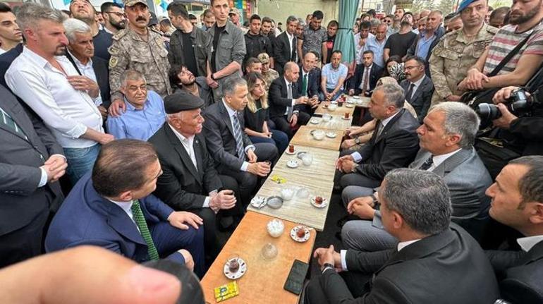 İçişleri Bakanı Yerlikaya Yüksekova’da