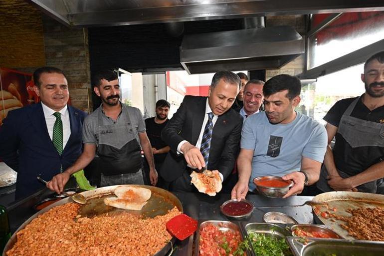 İçişleri Bakanı Yerlikaya Yüksekova’da