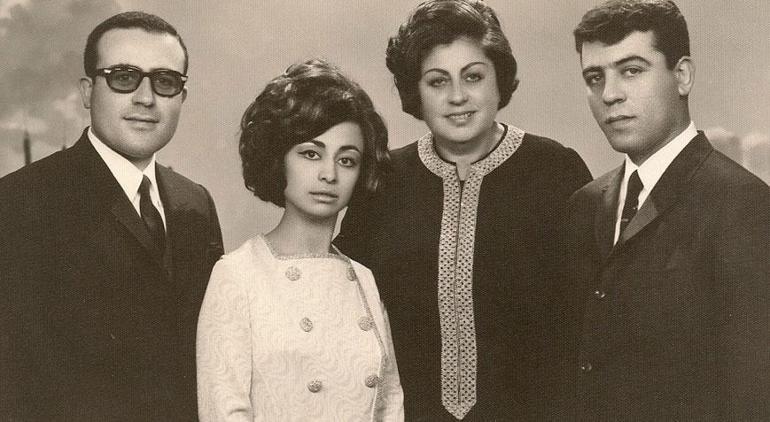 Atatürkün imzaladığı öne sürülen Nutuk alevlerin arasından kurtarıldı