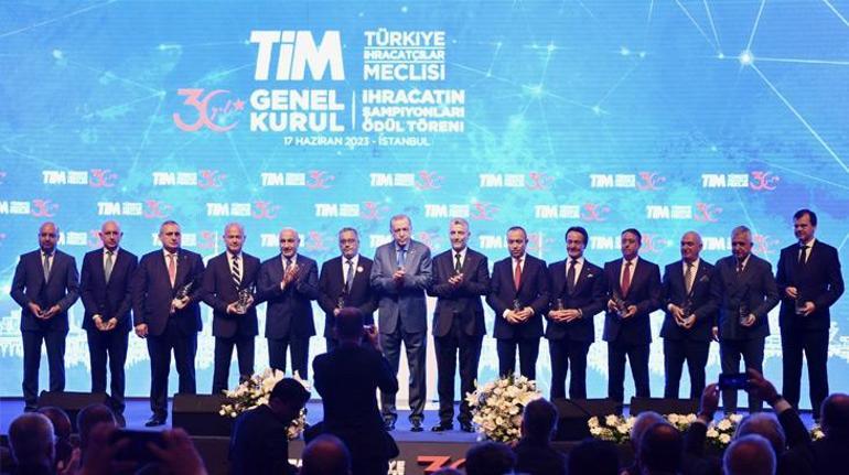 Bakan Bolat: Türkiyeyi dünyada ihracat ve lojistik üssü olarak kabul ettirme azmindeyiz