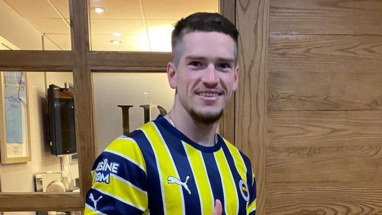 Fenerbahçeden dünyaca ünlü yıldıza 2 yıllık teklif Transfer gelişmesini duyurdular