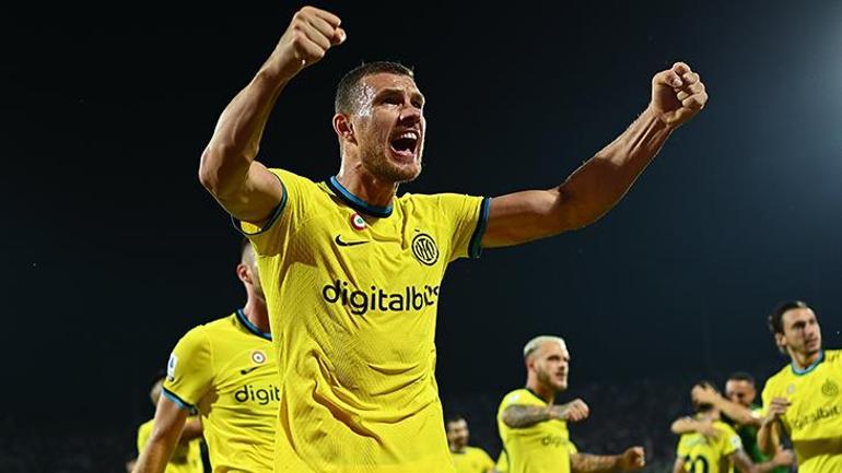 Edin Dzeko, Fenerbahçe için koptu geliyor Sürpriz isimden bilgi aldı