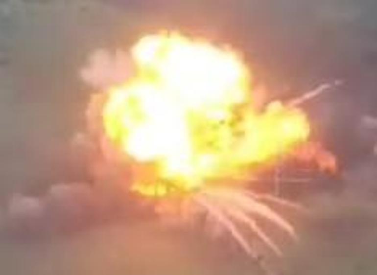Drone değil intihar tankı 6 ton patlayıcıyla yaklaştı, RPG ile vurdular