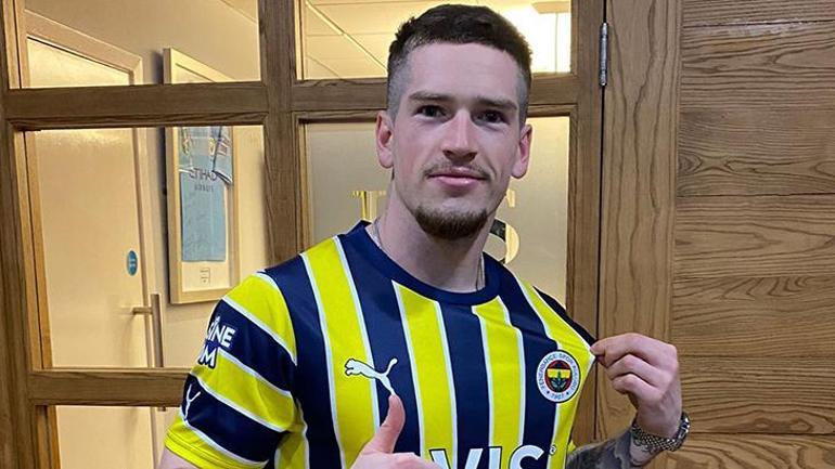 Fenerbahçeden sürpriz transfer hamlesi Edin Dzekonun menajerinden bilgi alındı