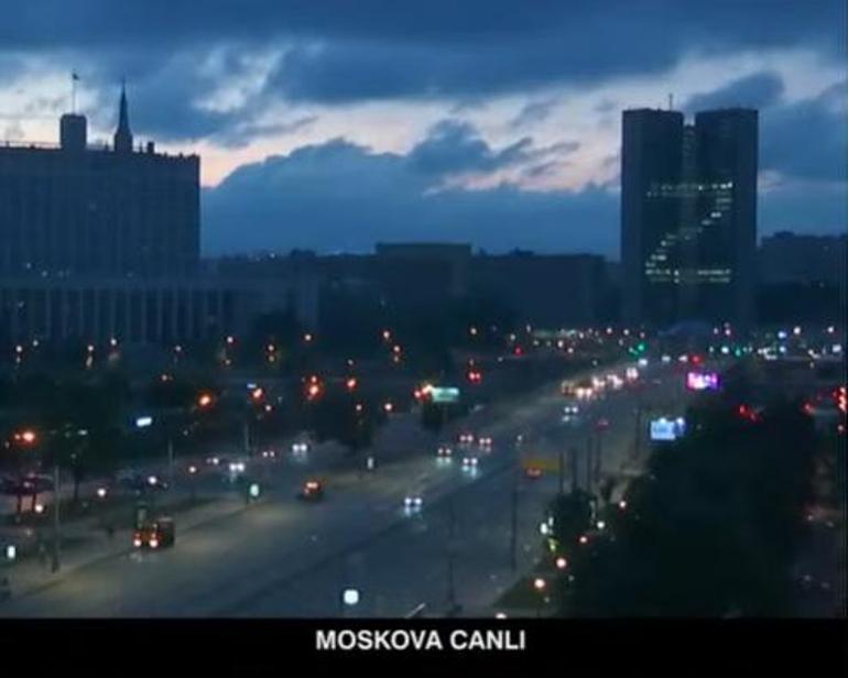 Moskovada son durum ne Canlı yayında aktardı: Hareketlilik söz konusu değil