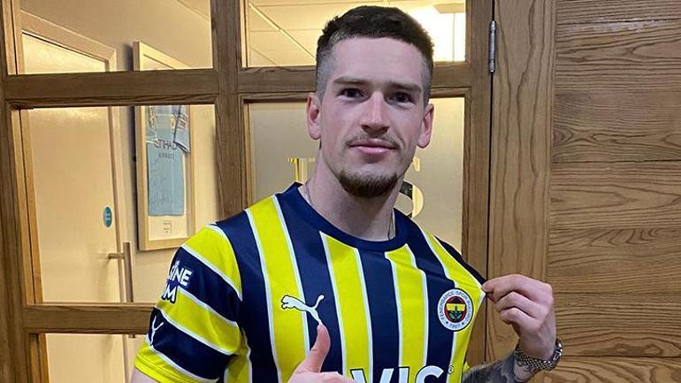 Fenerbahçe transferde hız kesmiyor Edin Dzekonun menajeri önerdi