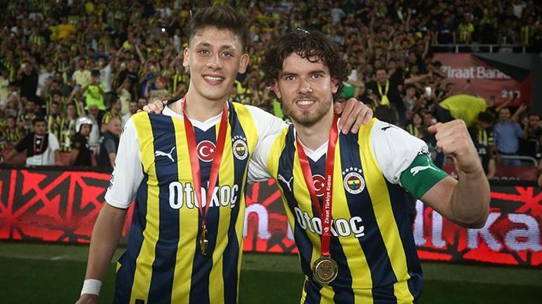 Transferde sıcak gelişme Arda Gülerin babası son kararını Fenerbahçeye iletti