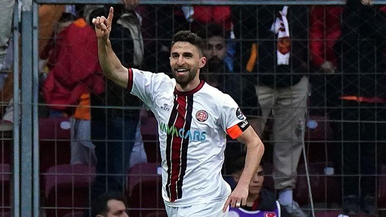 Beşiktaşa transferde Andrea Pirlo engeli Yıldız futbolcu için dev rekabet