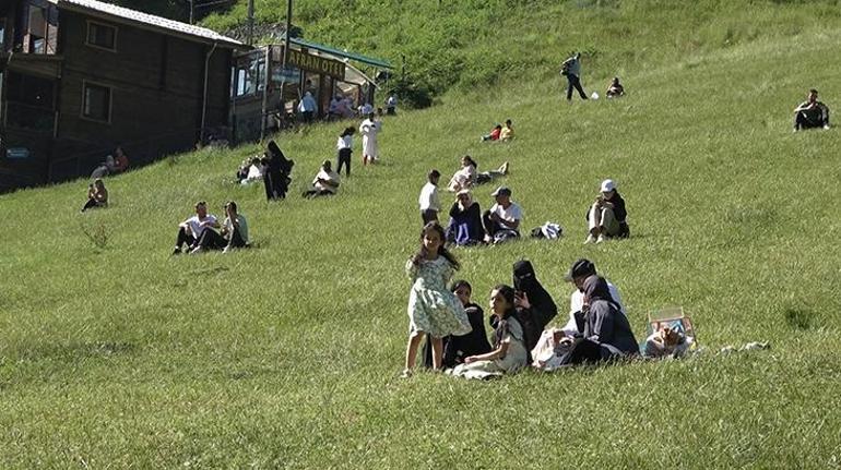 Ayder Yaylası’nı Kurban Bayramı tatili boyunca 100 bine yakın turist ziyaret etti