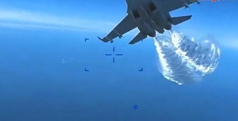 ABD operasyonu bitiremedi Rus Su-27si engel oldu, Washington izledi