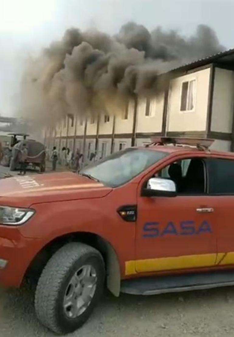Fabrikanın yatakhanesinde yangın çıktı, ekipler hemen oraya koştu