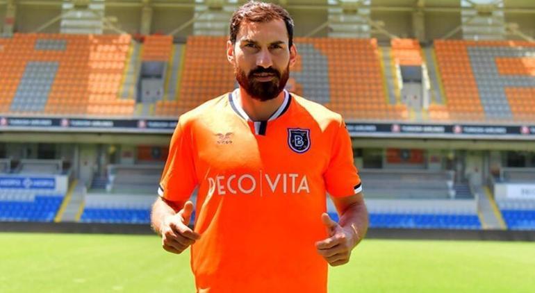 Emre Belözoğlu, Galatasarayın yıldız futbolcusunu istiyor Menajeriyle görüşme gerçekleştirildi
