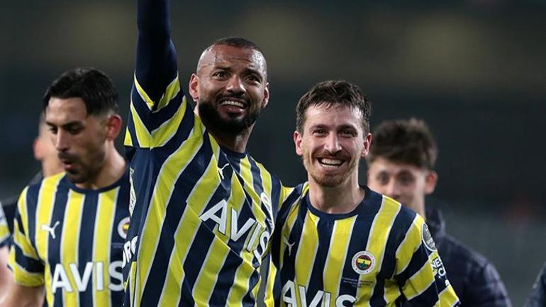 Fenerbahçeli yıldıza Suudi Arabistandan transfer kancası Görüşmelerde sona yaklaşıldı