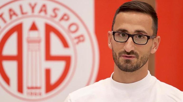Antalyaspor, Jakub Kaluzinski ve Erdoğan Yeşilyurtu transfer etti
