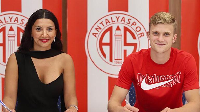 Antalyaspor, Jakub Kaluzinski ve Erdoğan Yeşilyurtu transfer etti