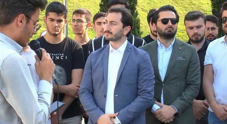 Ak Parti Gençlik Kollarından 15 Temmuz Şehitler Anıtına ziyaret