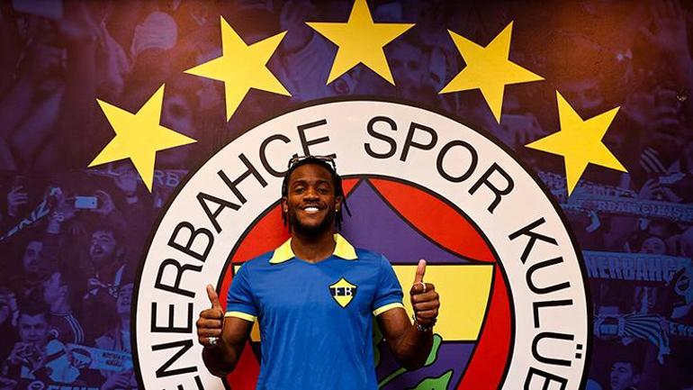 Fenerbahçede Michy Batshuayiye 2 talip birden Transfer için temasa geçtiler
