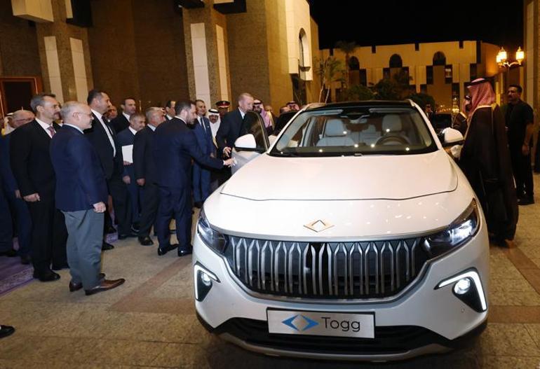 Suudi Arabistanda Togg sürprizi  Prens Selman koltuğa geçti