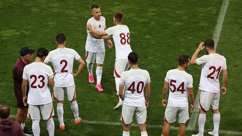 Galatasarayda iki futbolcu Avusturya kampında parladı Yeni transfer etkisi