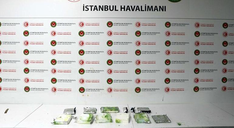 İstanbul Havalimanında operasyon Elektrikli sandalye aküsünden uyuşturucu çıktı