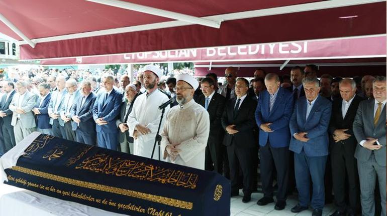 Cumhurbaşkanı Erdoğan Fatma Yazıcının cenaze töreninde