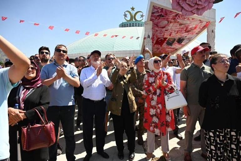 Nefes kesen gösteri Haberi alan geldi vatandaşlardan yoğun ilgi