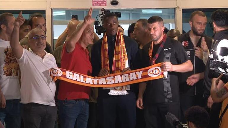 Galatasaray Icardiyi bekliyor İstanbula geliş tarihi belli oldu
