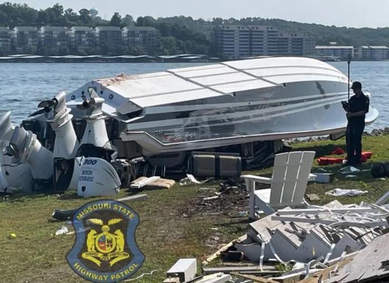 Tekne eve uçak çatıya çarptı Akılalmaz görüntü