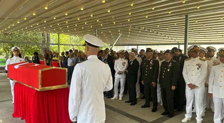 Emekli Oramiral Orhan Karabulut son yolculuğuna uğurlandı