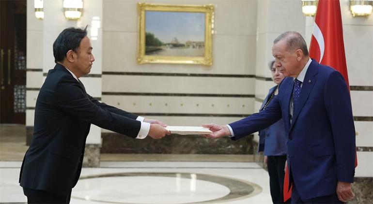 Cumhurbaşkanı Erdoğan büyükelçileri kabul etti