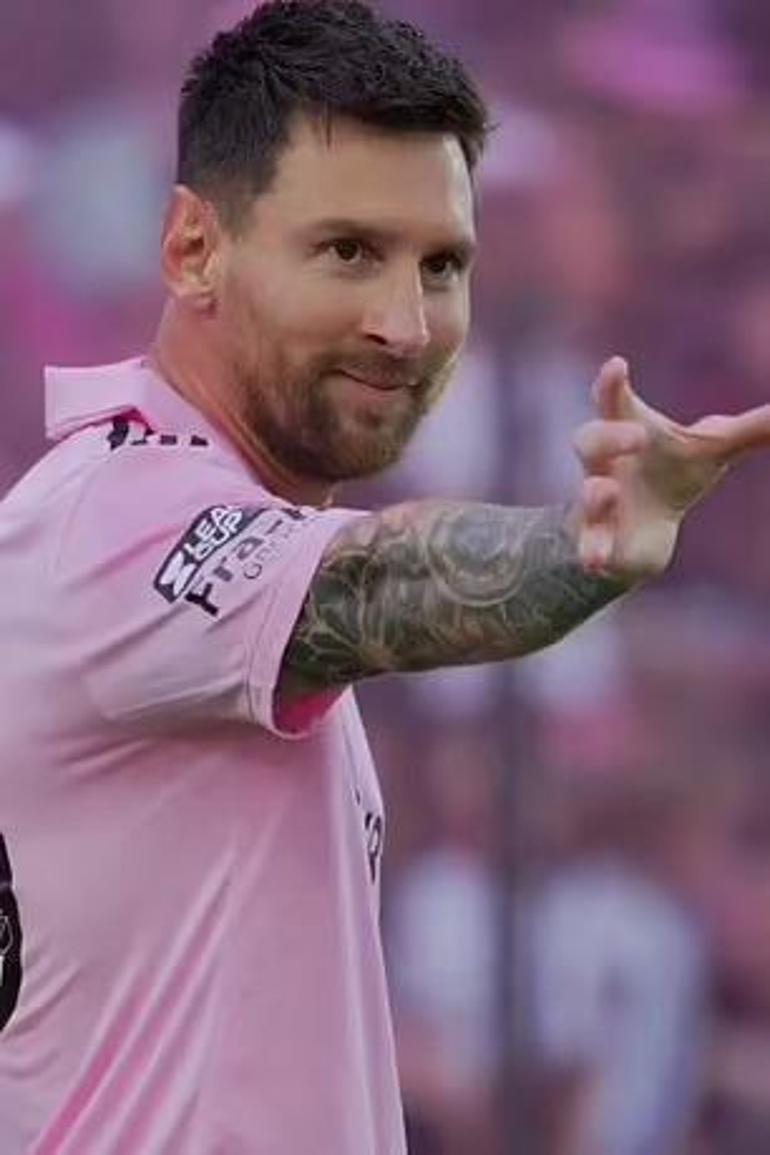 Lionel Messi tüm takıma hediye dağıttı Yedlin doğruladı