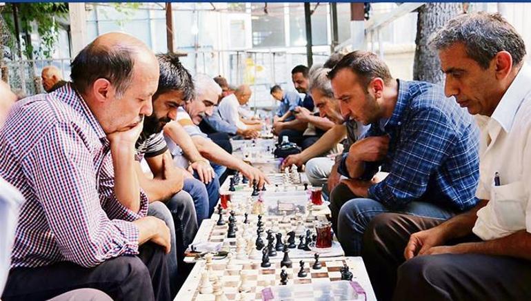 Bir strateji oyunudur satranç