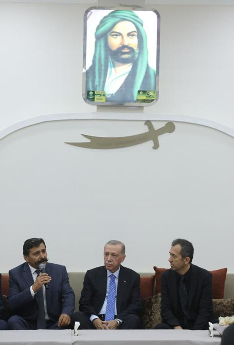 Cumhurbaşkanı Erdoğan, Muharrem ayının 10. gününde Cemevini ziyaret etti