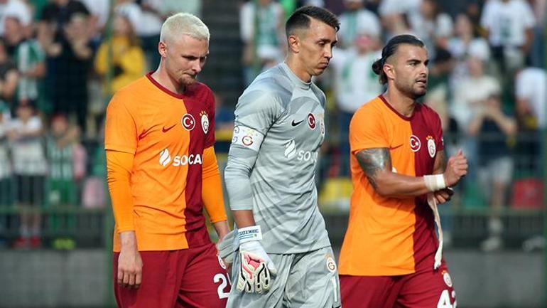 Galatasarayın yıldızına İtalya kancası 15 milyon euroluk transfer teklifi