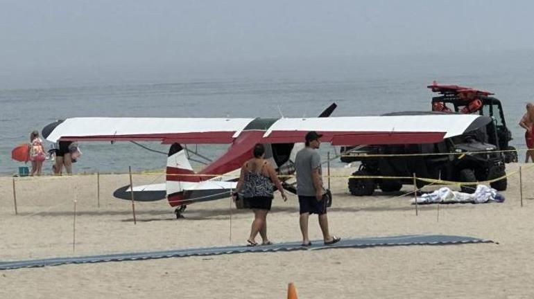 ABDde küçük uçak bir anda denize çakıldı