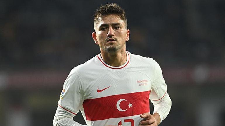 Fenerbahçede Cengiz Ünder gelişmesi Canlı yayında orta saha transferini de duyurdu
