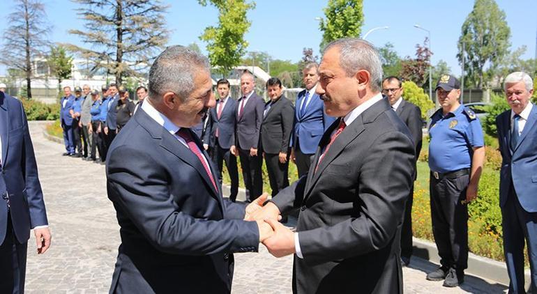 Ankaranın yeni Emniyet Müdürü Engin Dinç görevi devraldı