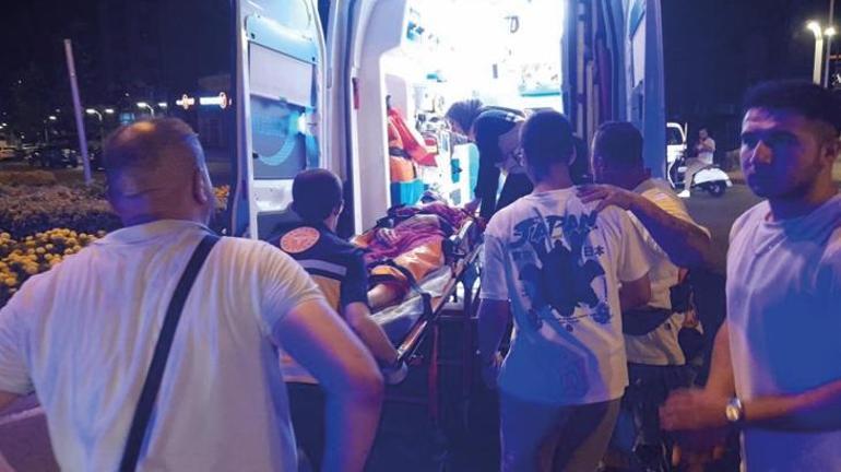 Zonguldakta ticari taksi ile otomobil çarpıştı: 11 yaralı