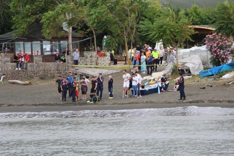 Denizde can pazarı 6 kişilik aileden 1 kişi kayboldu, 5i son anda kurtarıldı