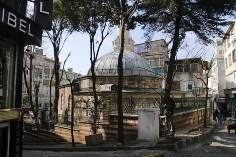 İstanbuldaki bu caminin kubbesinde tabutun ne işi var İşte sırrını çözecek şifreler