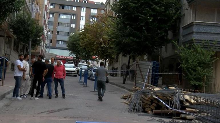 Kazıda hasar aldı Bahçelievlerde bir bina tahliye edildi