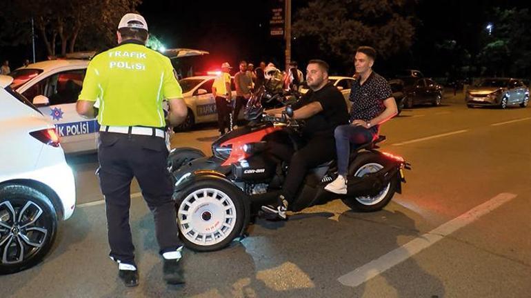 Kadıköydeki denetimlerde 144 sürücüye ceza kesildi